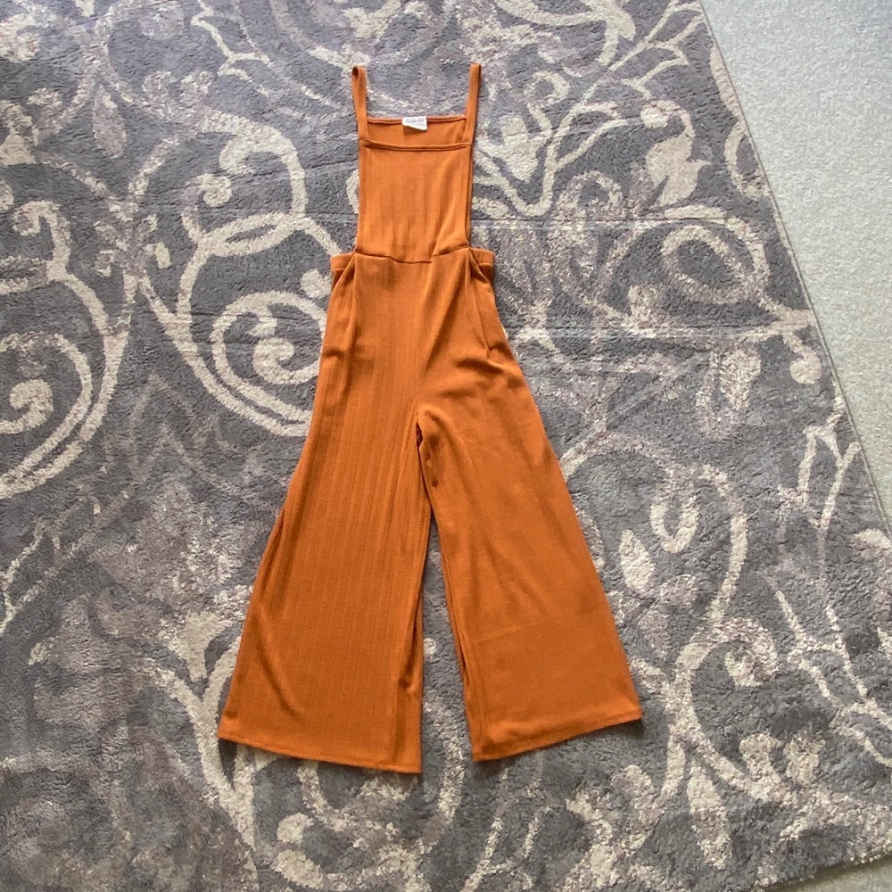 NWOT Sienna Sky Jumpsuit with Pockets